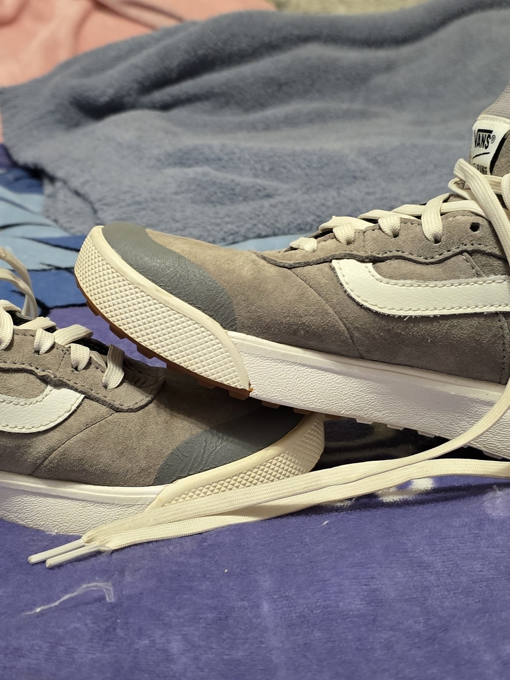Vans Suede Old Skool Style Sneakers in Grey and White